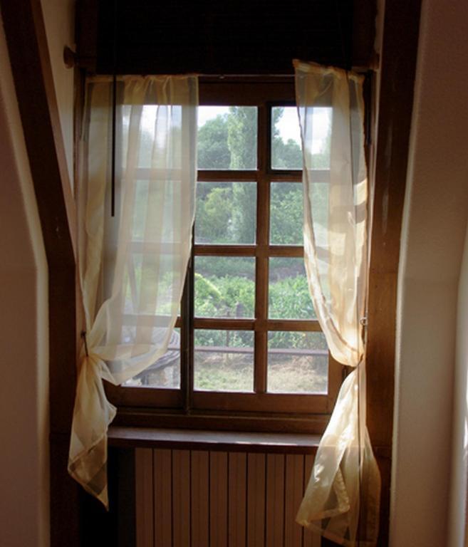Le Logis D'Arniere Saint Cyr-sous-Dourdan Quarto foto
