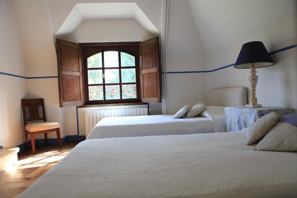 Le Logis D'Arniere Saint Cyr-sous-Dourdan Exterior foto
