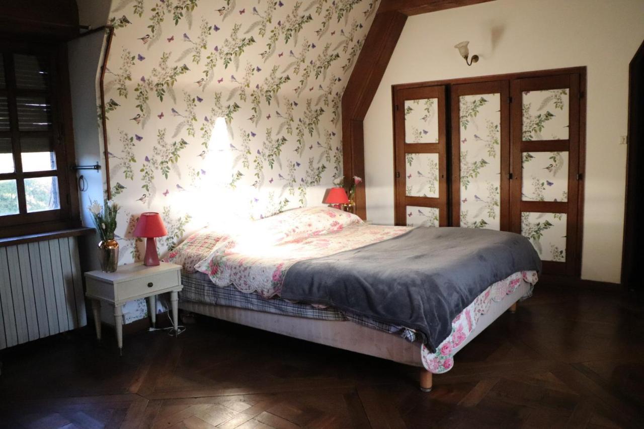 Le Logis D'Arniere Saint Cyr-sous-Dourdan Exterior foto